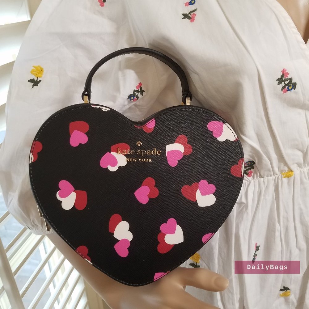 BEAUTIFUL HEART SHAPE LOVE CROSSBODY MULTI PINK HEART FLUTTER KATE SPADE